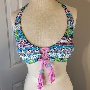 Victoria’s Secret Reversible tassel Bikini top Size M pink blue pattern